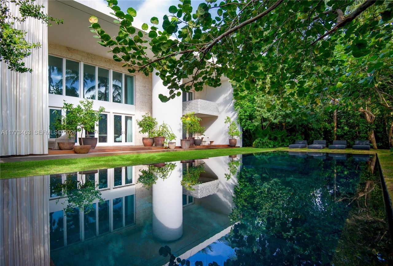 1500 W 23rd St, Miami Beach, FL 33140 Photo