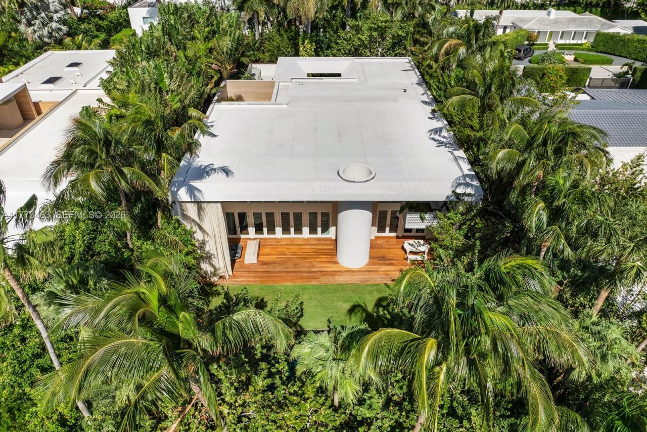 1500 W 23rd St, Miami Beach, FL 33140 Photo