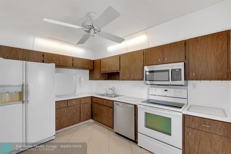 750 N Ocean Boulevard, Unit 604, Pompano Beach, FL 33062 Photo