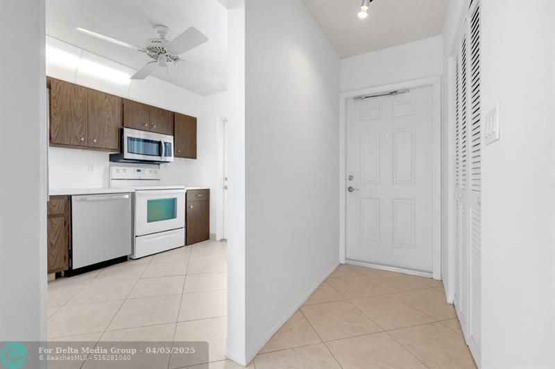 750 N Ocean Boulevard, Unit 604, Pompano Beach, FL 33062 Photo