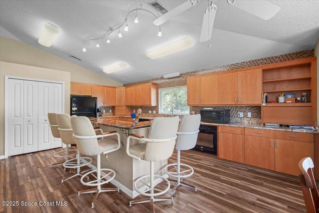 4220 Robins Hill Court, Mims, FL 32754 Photo