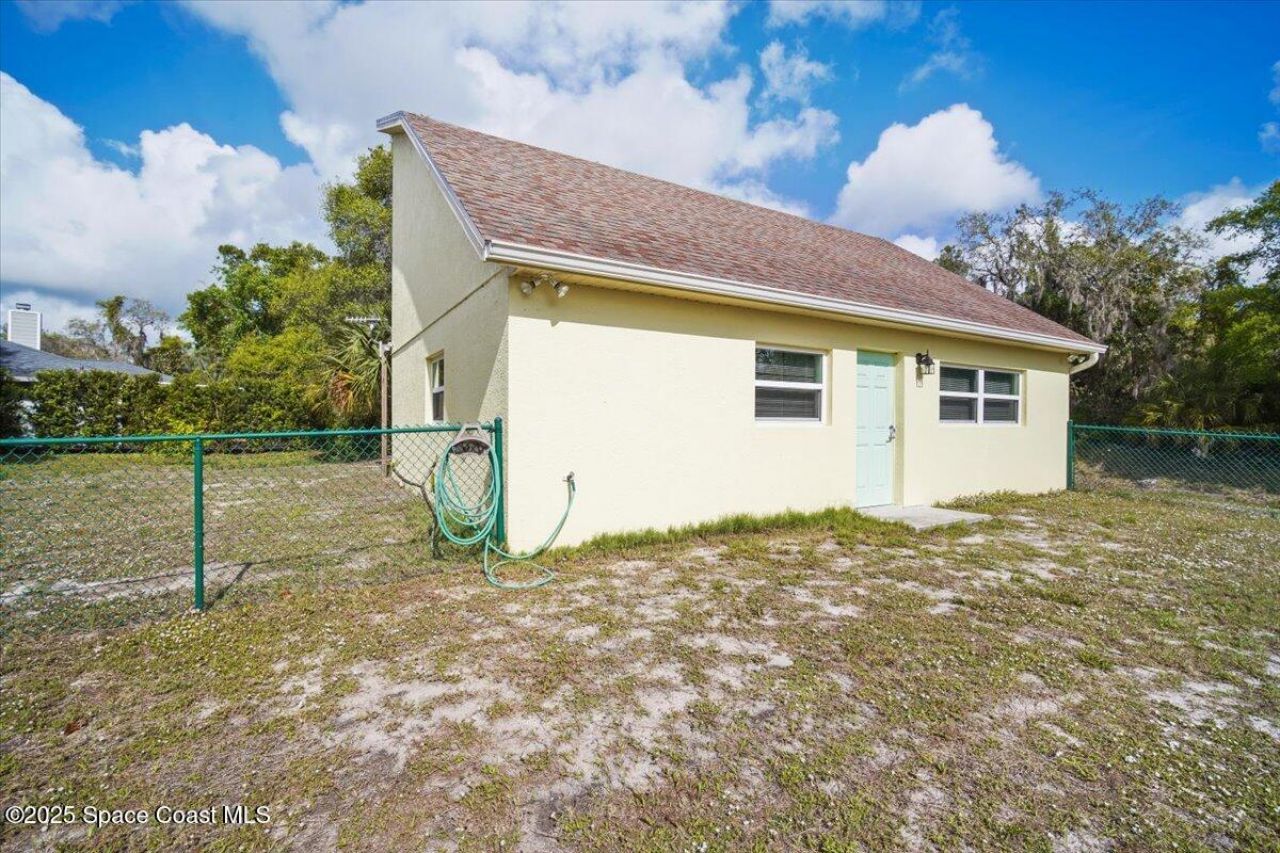 4220 Robins Hill Court, Mims, FL 32754 Photo