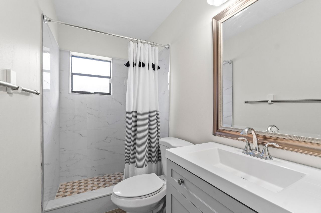 9975 Ligustrum Tree Way, Unit B, Boynton Beach, FL 33436 Photo