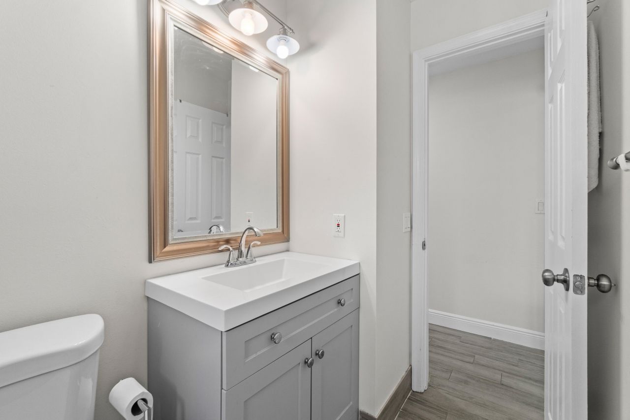 9975 Ligustrum Tree Way, Unit B, Boynton Beach, FL 33436 Photo