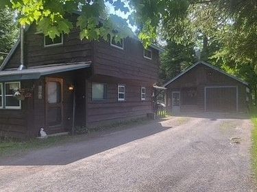 128 Central Avenue, Eagle Bay, NY 13331