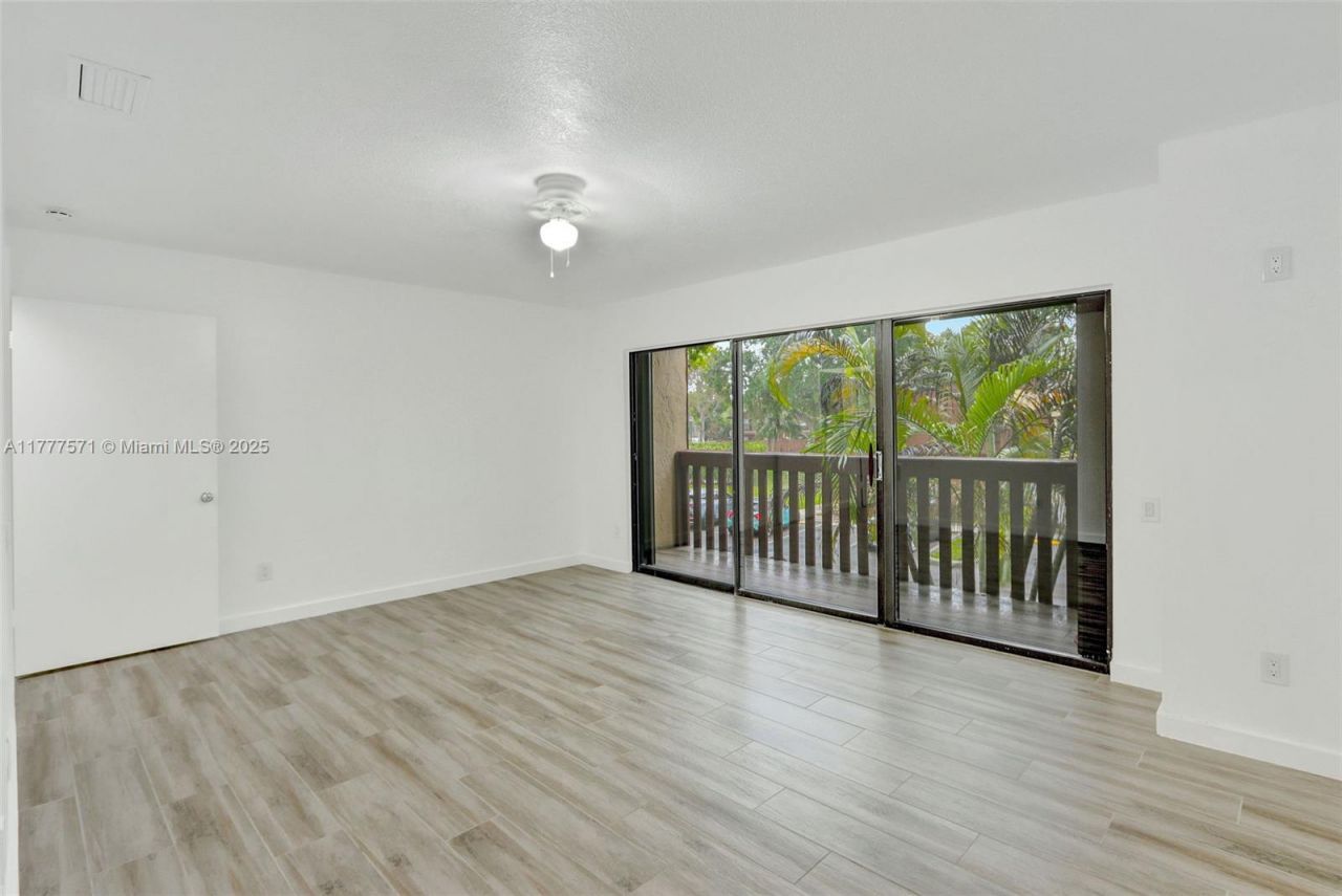 6619 SW 116th Pl, Unit G7, Miami, FL 33173 Photo