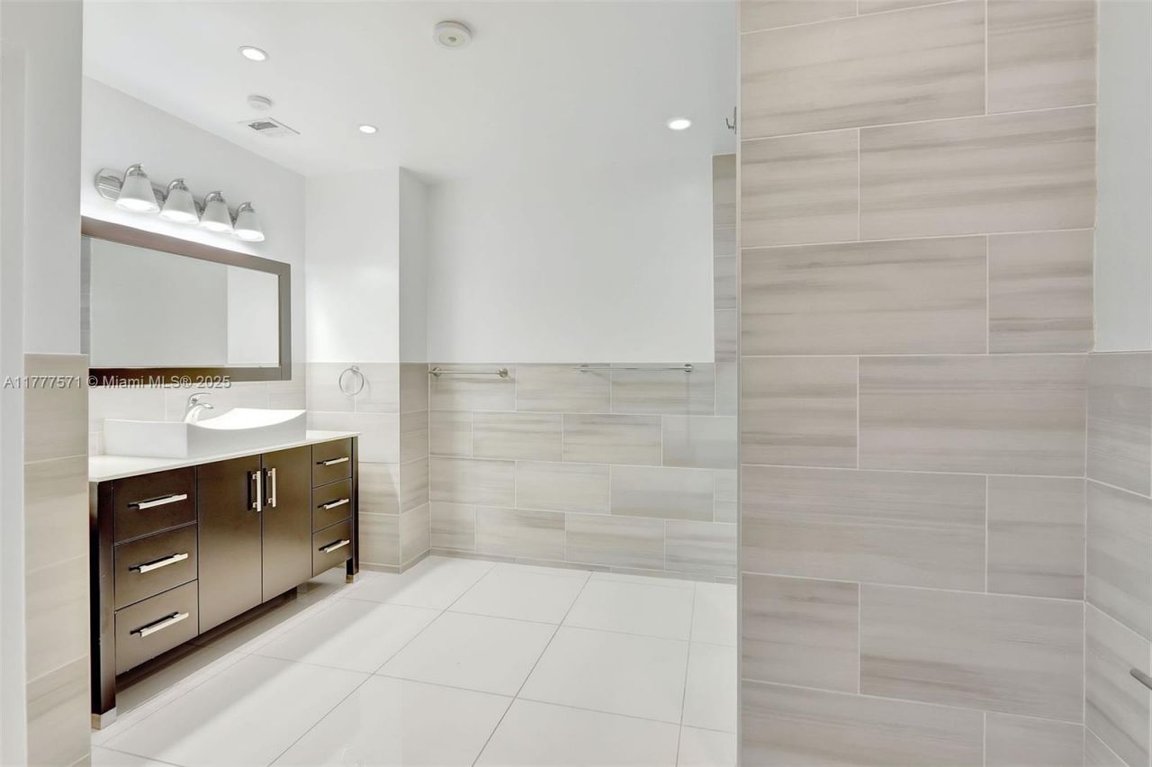 6619 SW 116th Pl, Unit G7, Miami, FL 33173 Photo