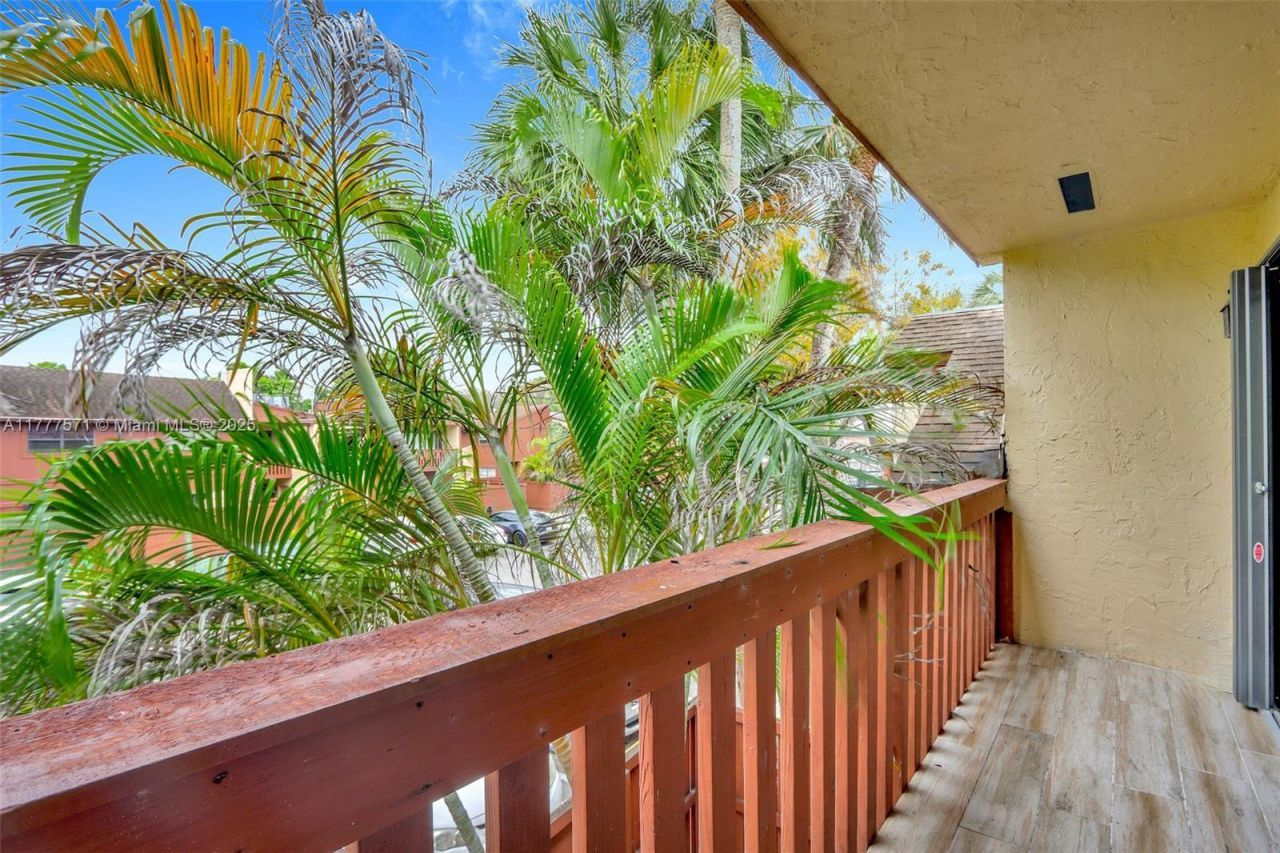 6619 SW 116th Pl, Unit G7, Miami, FL 33173 Photo