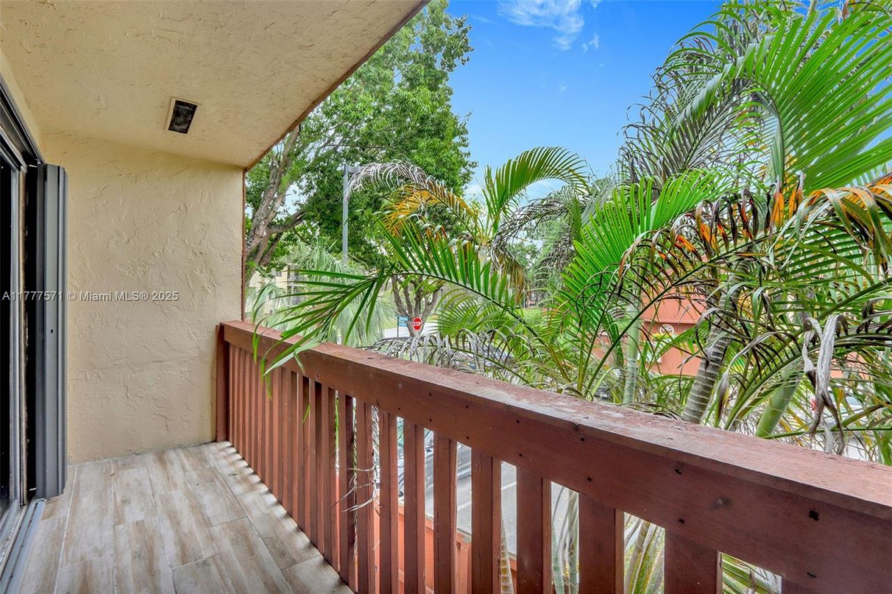 6619 SW 116th Pl, Unit G7, Miami, FL 33173 Photo