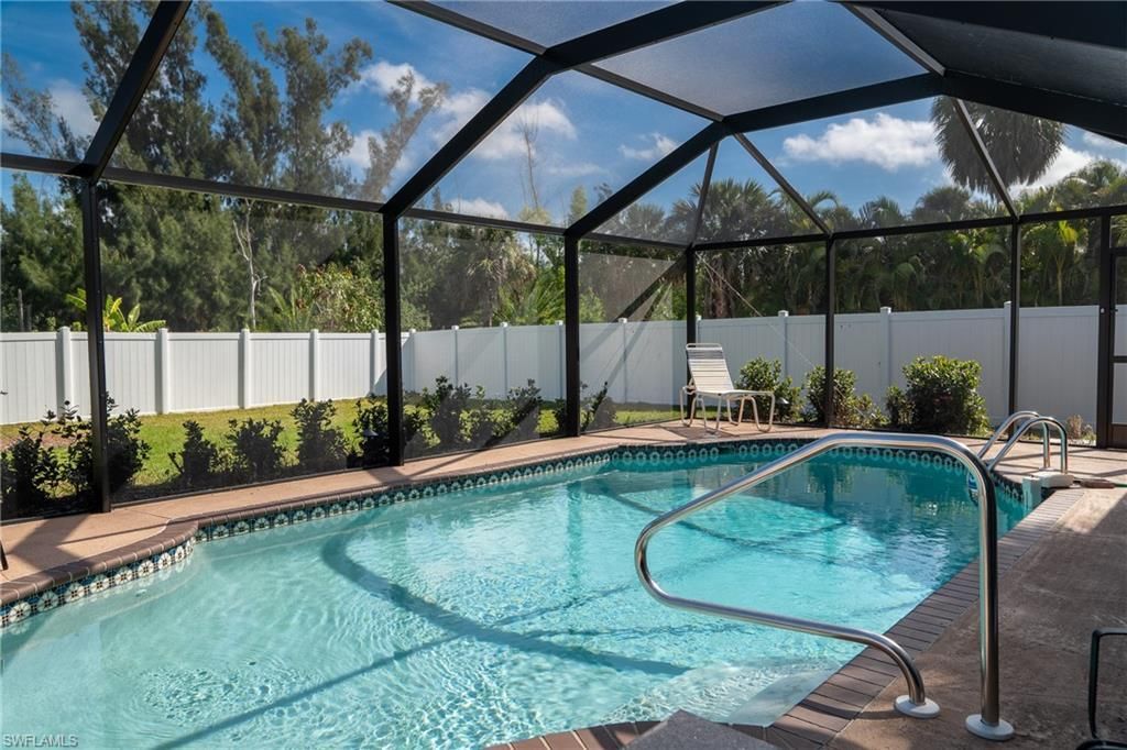 3582 Papaya St, Saint James City, FL 33956 Photo