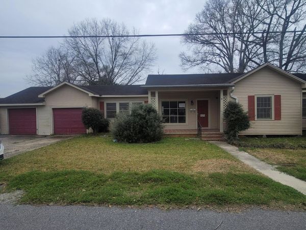 809 Loraine Street, Abbeville, LA 70510