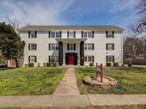 1315 E Elm Street, Springfield, MO 65802