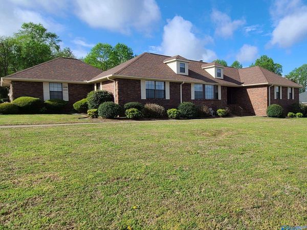 139 Thunderbird Drive, Harvest, AL 35749
