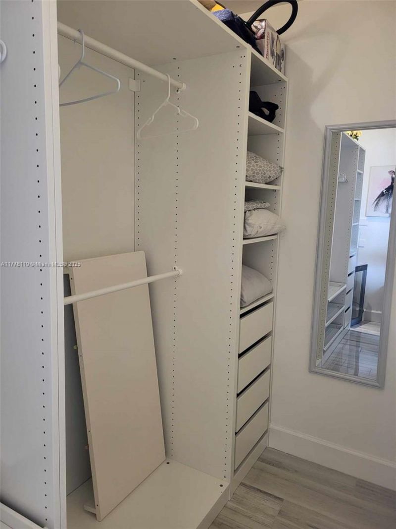 4701 NW 34th St, Unit 602, Lauderdale Lakes, FL 33319 Photo