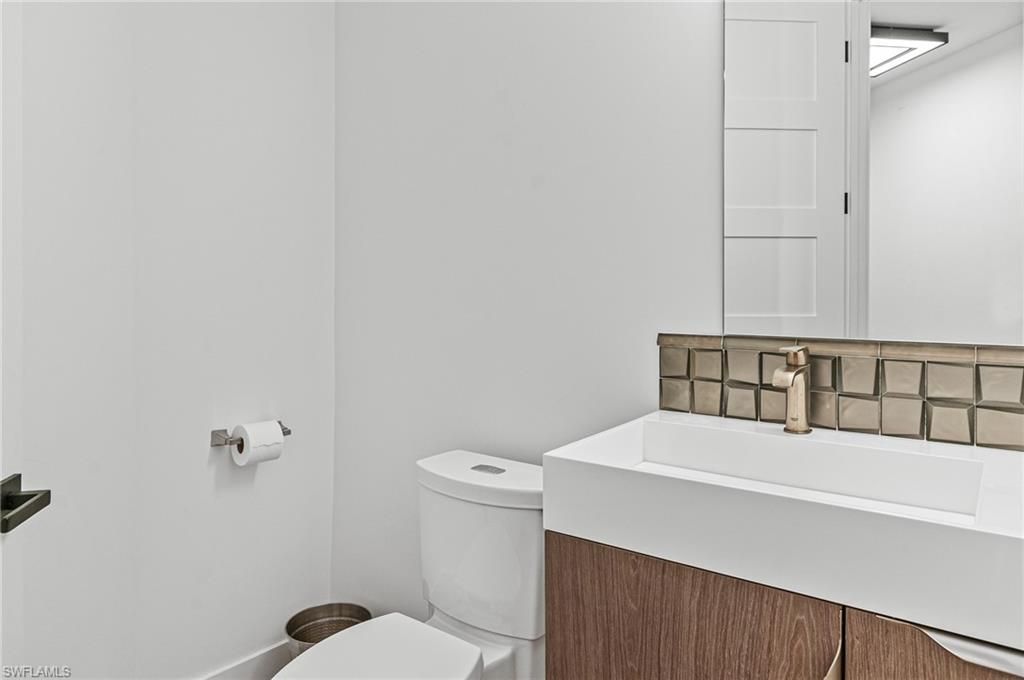 8010 Via Sardinia Way, Unit 4204, Estero, FL 33928 Photo