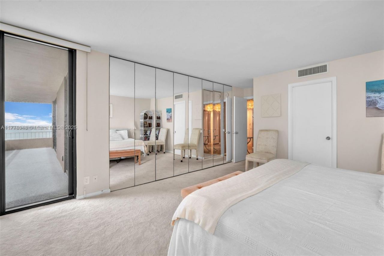 5510 N Ocean Dr, Unit 19B, Singer Island, FL 33404 Photo