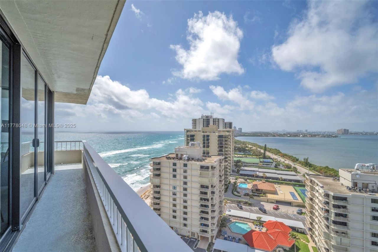 5510 N Ocean Dr, Unit 19B, Singer Island, FL 33404 Photo