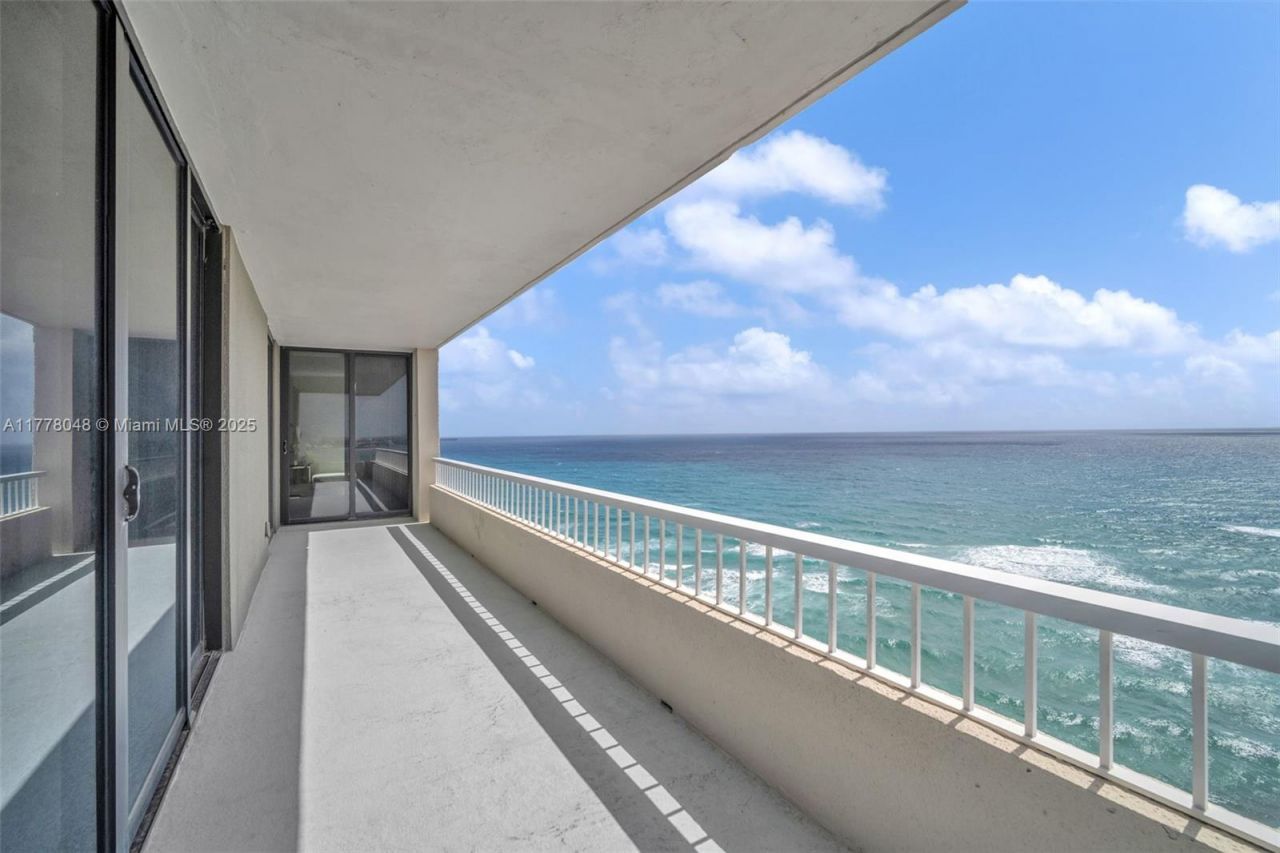 5510 N Ocean Dr, Unit 19B, Singer Island, FL 33404 Photo