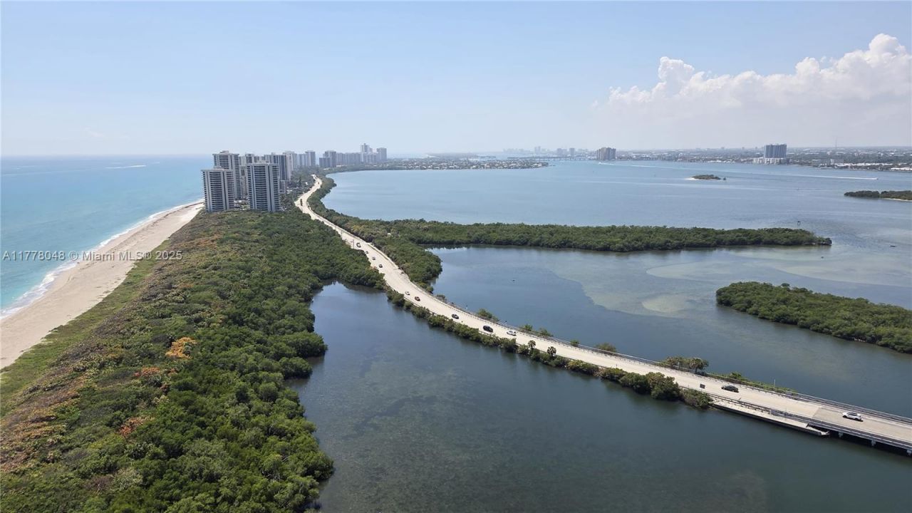 5510 N Ocean Dr, Unit 19B, Singer Island, FL 33404 Photo