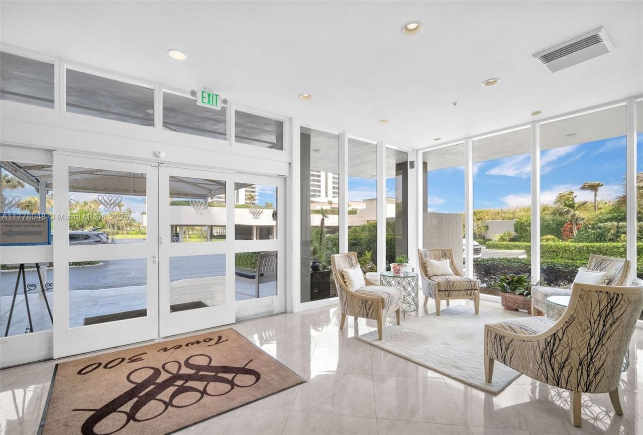 5510 N Ocean Dr, Unit 19B, Singer Island, FL 33404 Photo