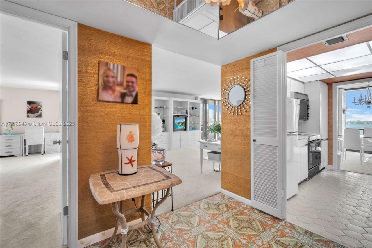 5510 N Ocean Dr, Unit 19B, Singer Island, FL 33404 Photo