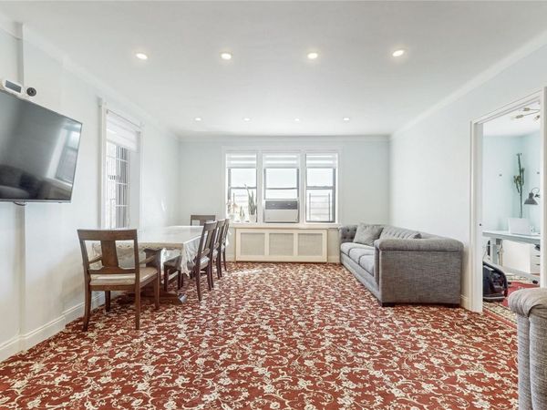 143-50 Hoover Avenue, Unit 507, Briarwood, NY 11435