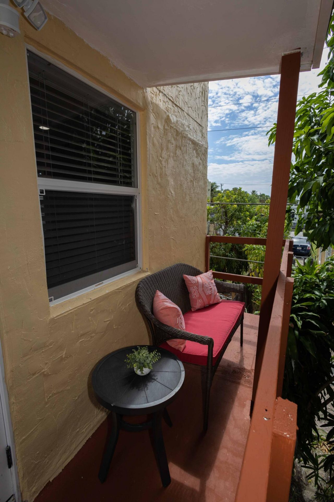 420 Avenida Alegre, Unit 4, West Palm Beach, FL 33405 Photo