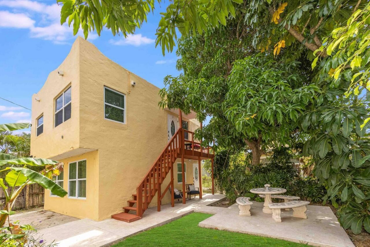 420 Avenida Alegre, Unit 4, West Palm Beach, FL 33405 Photo