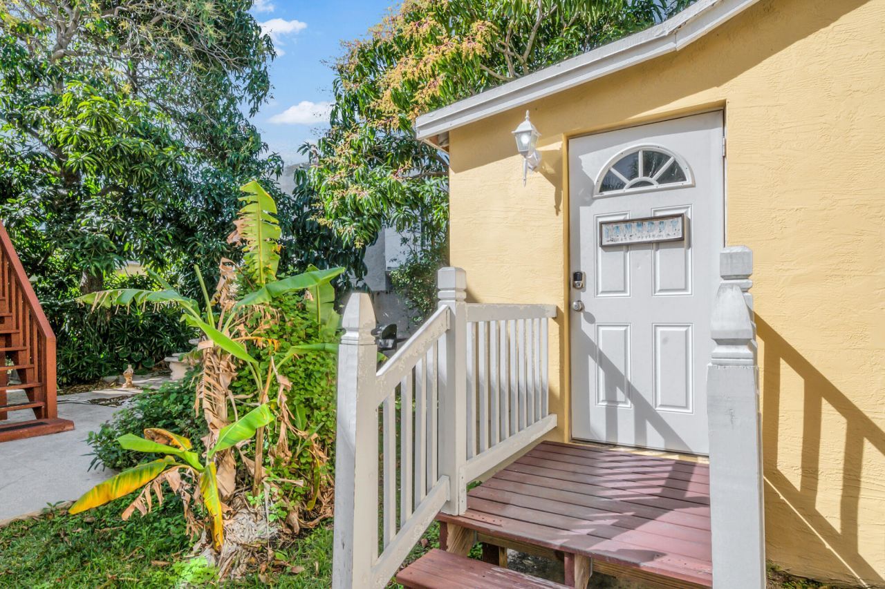 420 Avenida Alegre, Unit 4, West Palm Beach, FL 33405 Photo