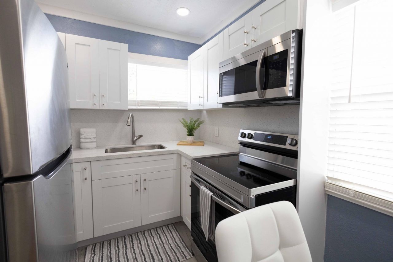 420 Avenida Alegre, Unit 4, West Palm Beach, FL 33405 Photo