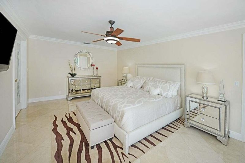 885 NE Mulberry Drive, Boca Raton, FL 33487 Photo