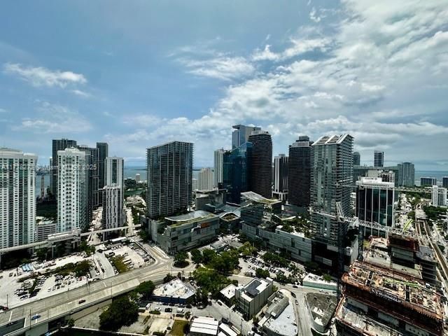 92 SW 3rd St, Unit 4104, Miami, FL 33130 Photo