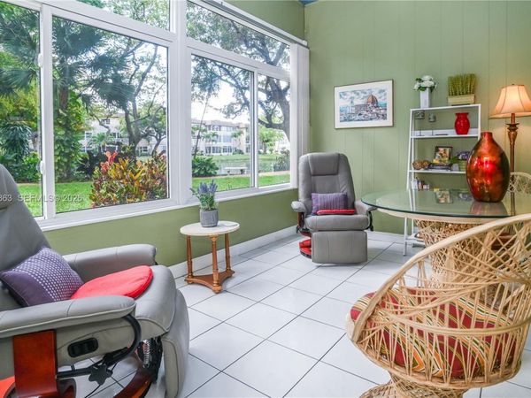 5100 NW 35th St, Unit 107, Lauderdale Lakes, FL 33319