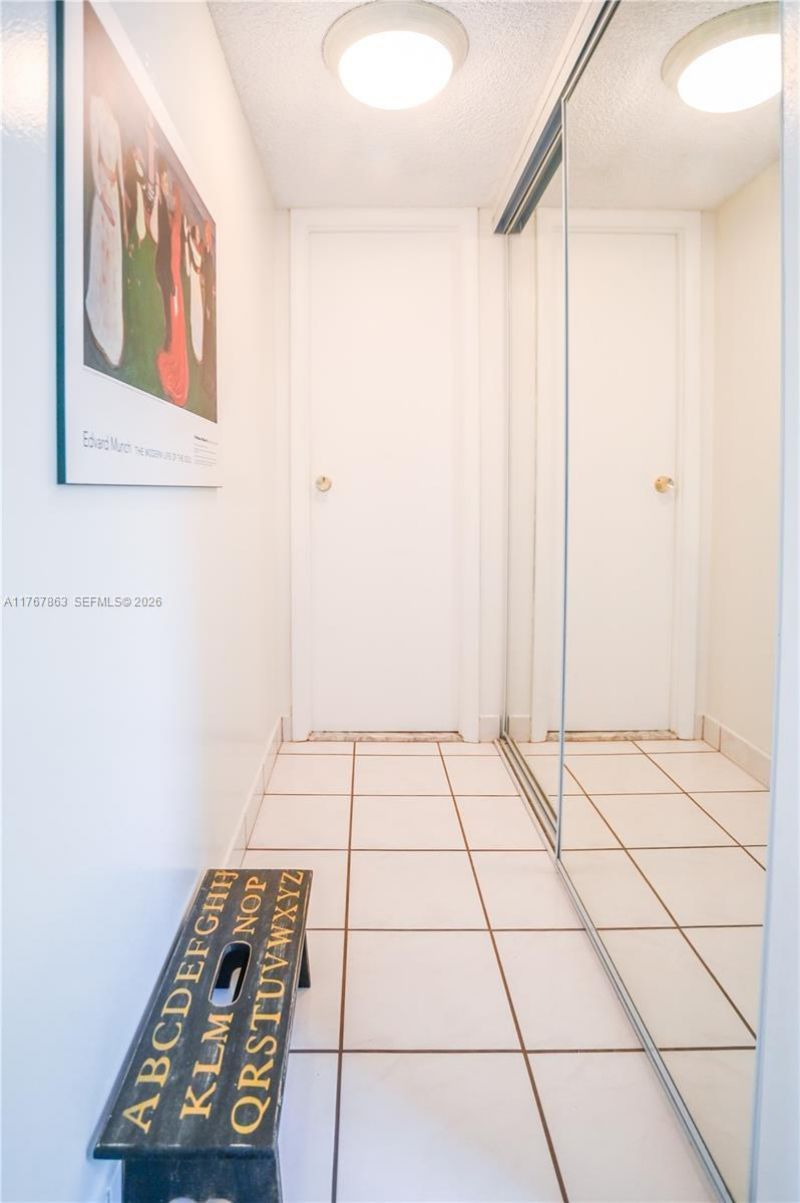 5100 NW 35th St, Unit 107, Lauderdale Lakes, FL 33319 Photo