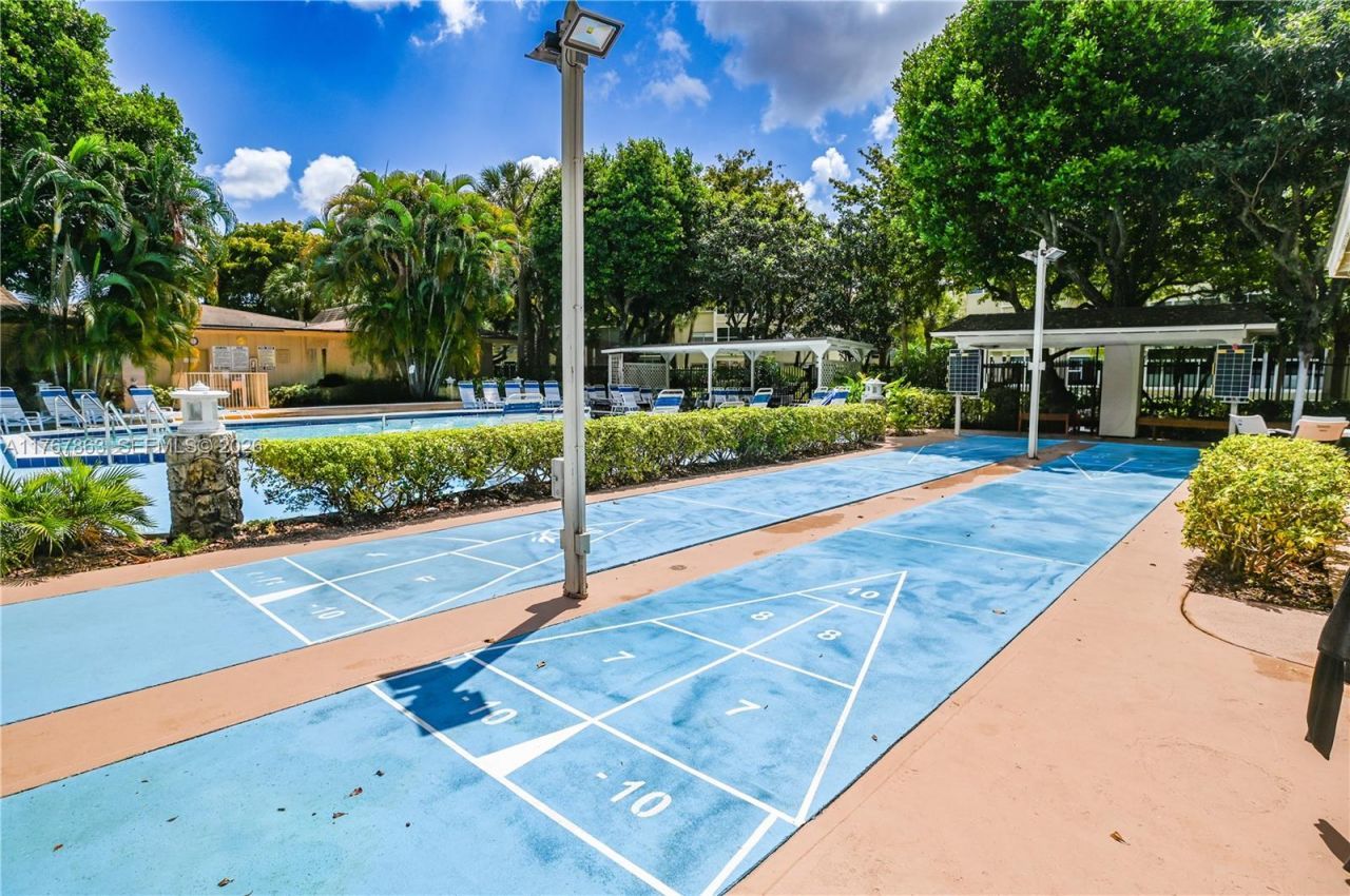 5100 NW 35th St, Unit 107, Lauderdale Lakes, FL 33319 Photo