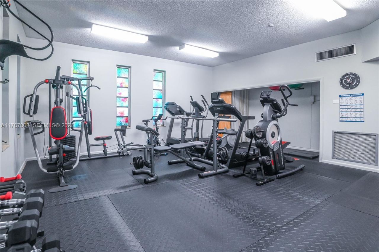 5100 NW 35th St, Unit 107, Lauderdale Lakes, FL 33319 Photo