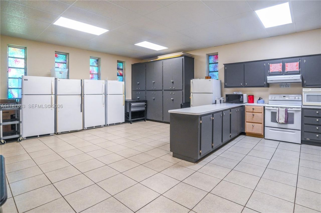 5100 NW 35th St, Unit 107, Lauderdale Lakes, FL 33319 Photo