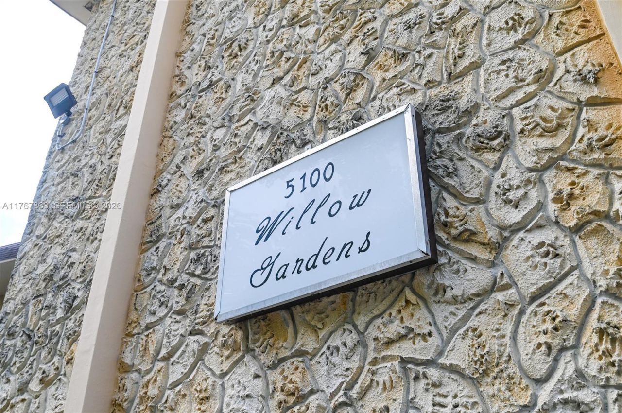 5100 NW 35th St, Unit 107, Lauderdale Lakes, FL 33319 Photo