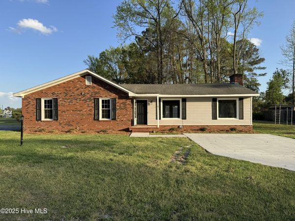 2303 Leigh Street, Kinston, NC 28501
