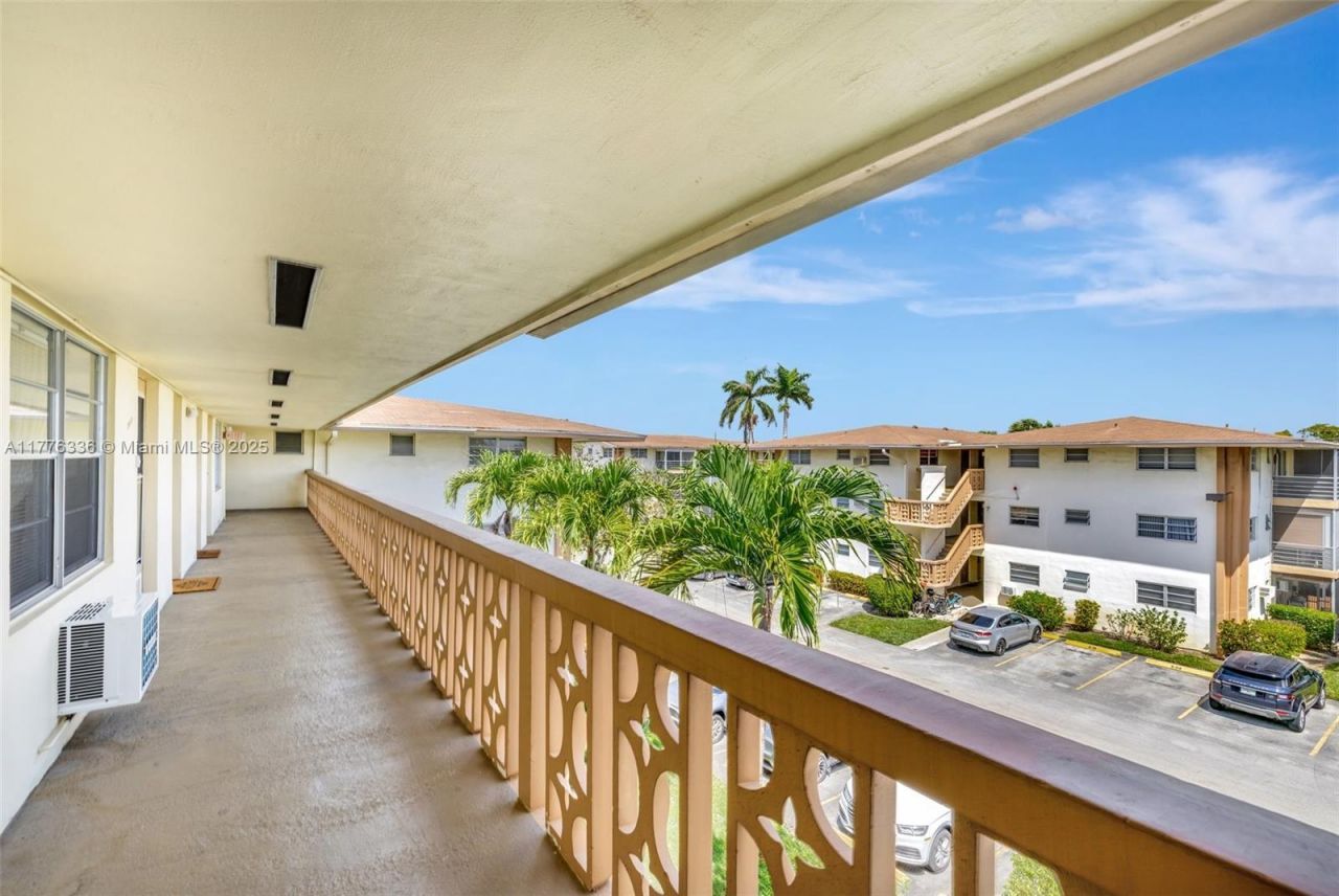 16900 NE 14th Ave, Unit 314, Miami, FL 33162 Photo