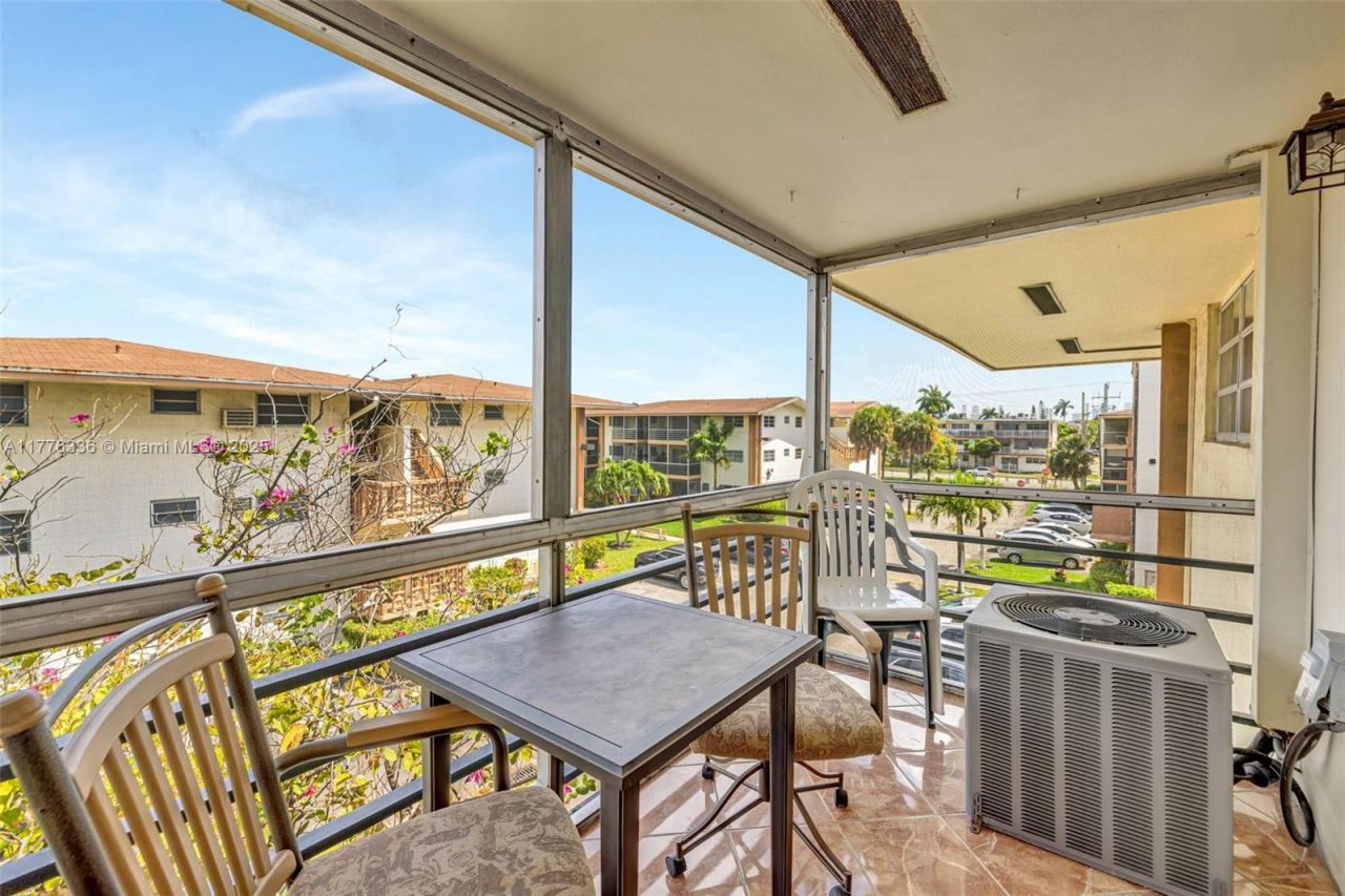 16900 NE 14th Ave, Unit 314, Miami, FL 33162 Photo