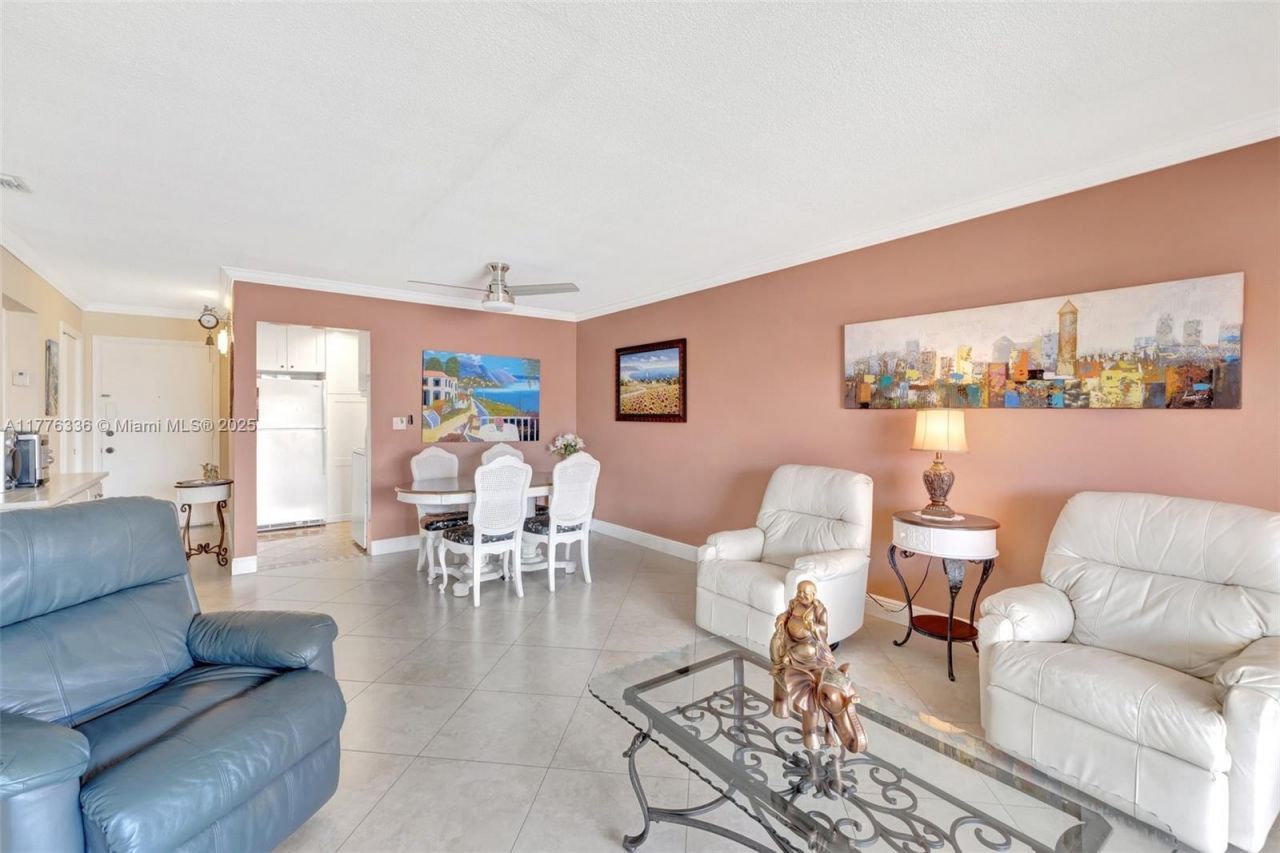 16900 NE 14th Ave, Unit 314, Miami, FL 33162 Photo