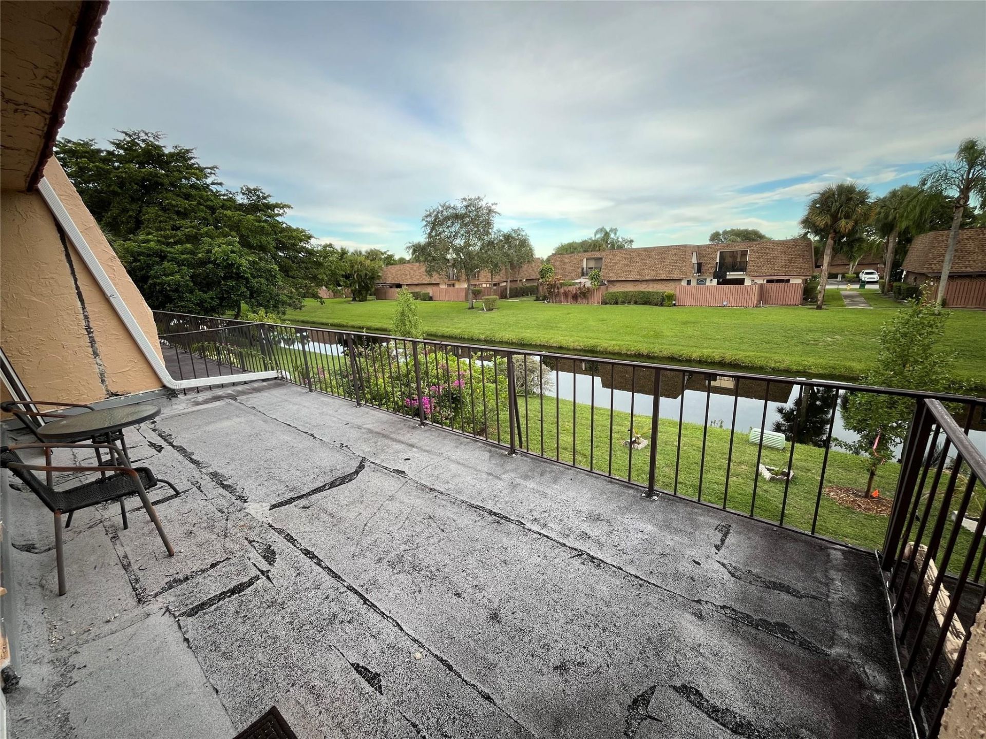 16 Spinning Wheel Lane, Unit 16, Tamarac, FL 33319 Photo