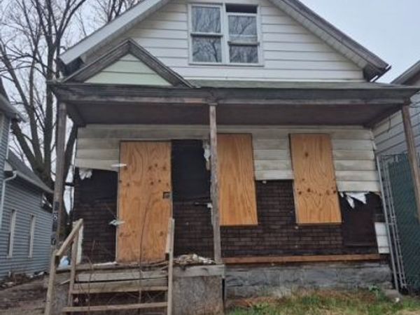 5827 Portage Avenue, Cleveland, OH 44127