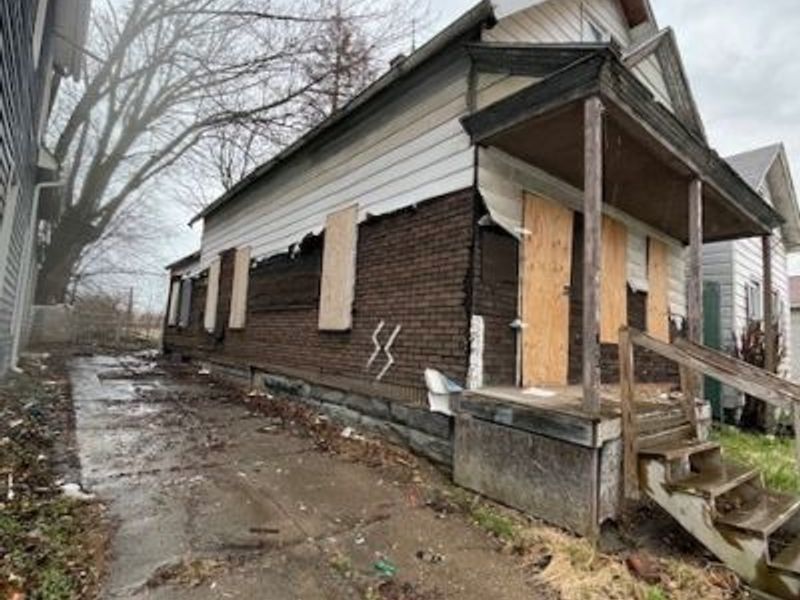 5827 Portage Avenue, Cleveland, OH 44127 Photo 13