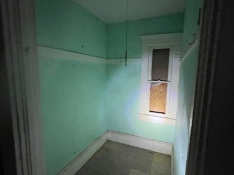 5827 Portage Avenue, Cleveland, OH 44127 Photo 16