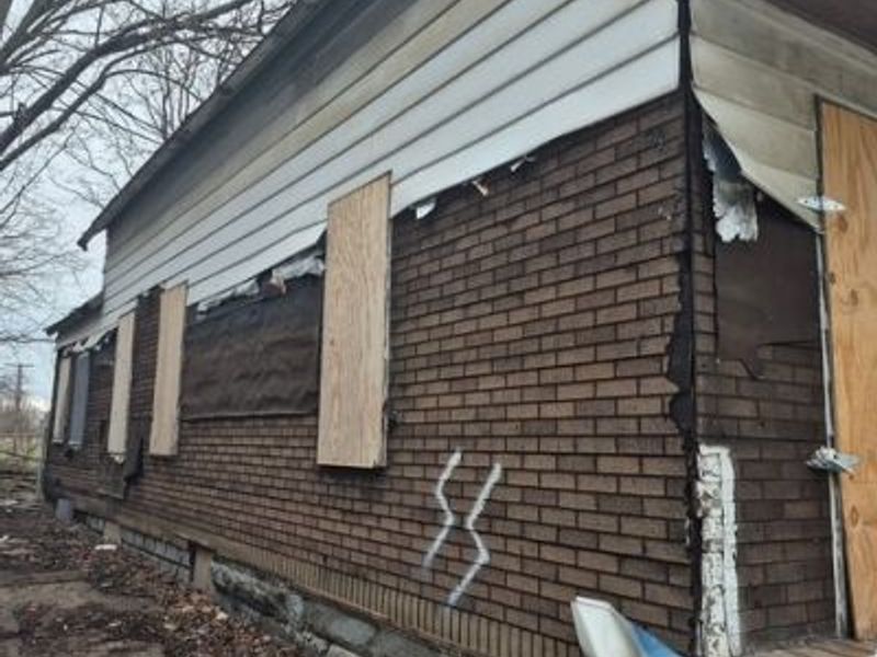 5827 Portage Avenue, Cleveland, OH 44127 Photo 2