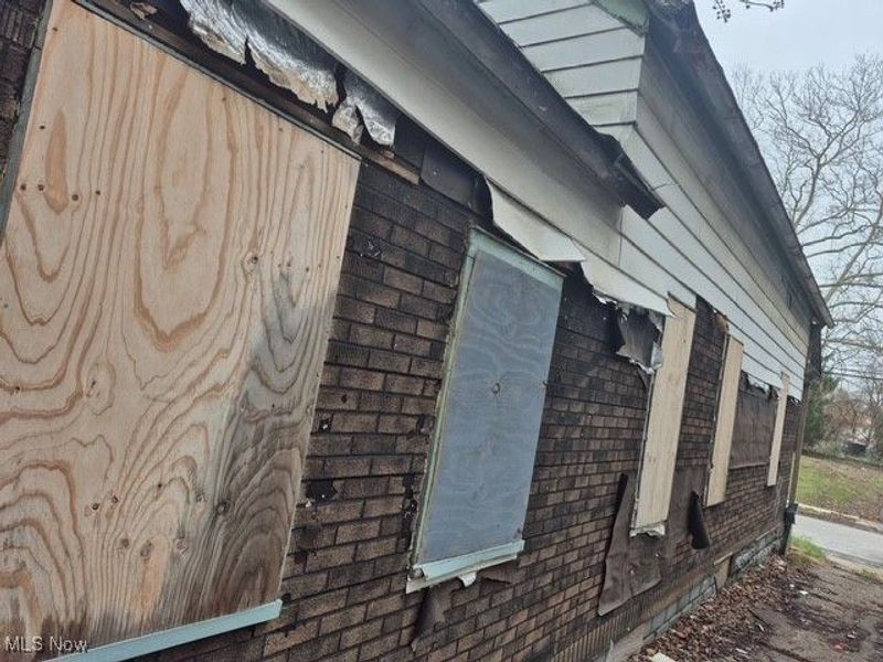 5827 Portage Avenue, Cleveland, OH 44127 Photo 5