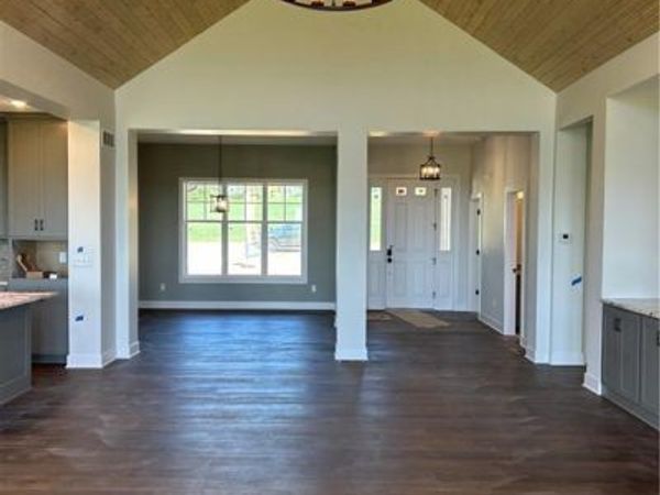 2017 Vilas Street, Leavenworth, KS 66048