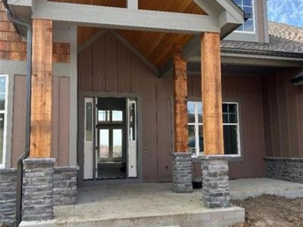 2017 Vilas Street, Leavenworth, KS 66048